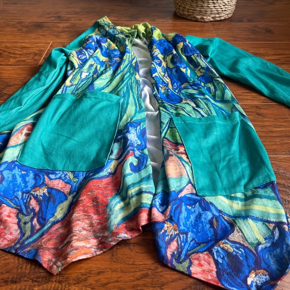 ✨Van Gogh Lillies Bathrobe✨ - Picture 1 of 5